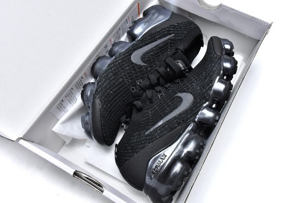 Replica Nike Air VaporMax Flyknit Black