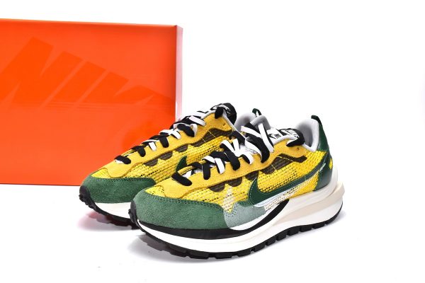 Sacai x Nike Pegasua Vaporfly Yellow Green CI9928-300 - Image 4