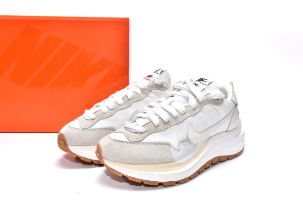 Nike Vaporwaffle sacai Sail Gum DD1875-100 - Image 3