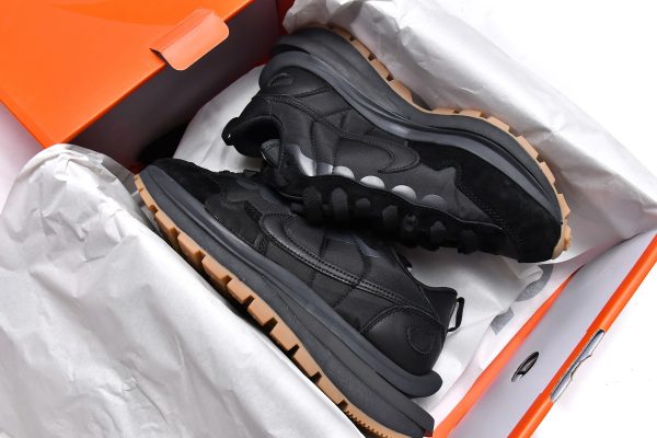 Nike Vaporwaffle sacai Black Gum DD1875-001 - Image 2