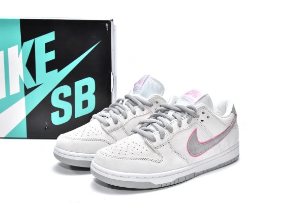 Replica Nike SB Dunk Low Ishod Wair Flat Silver 895969-160