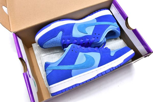 Replica Nike SB Dunk Low Blue Raspberry