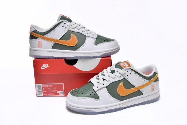 Nike Dunk Low SE NY vs. NY DN2489-300 - Image 4