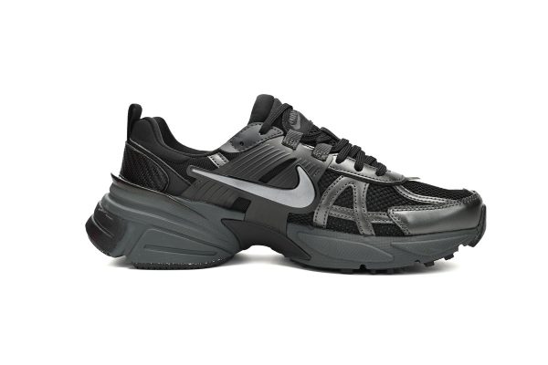 Nike V2K Run Black Dark Smoke Grey FD0736-001 - Image 4