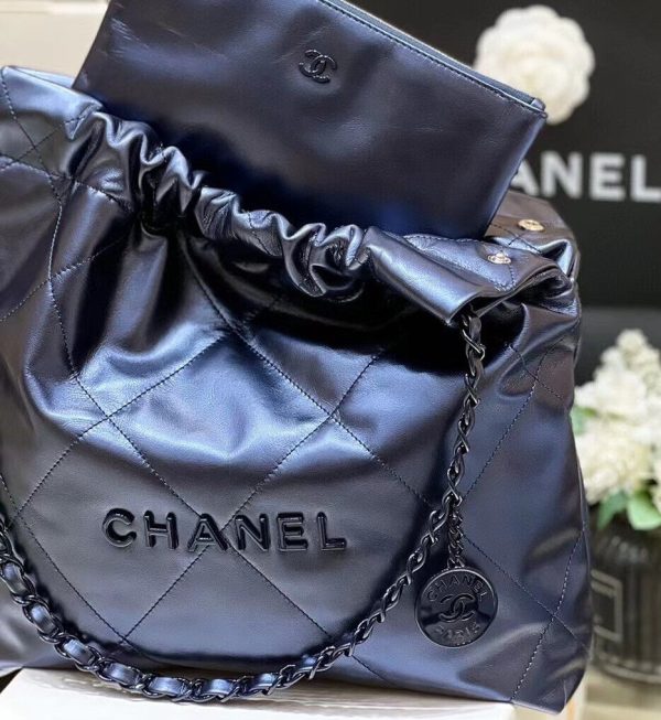 Chanel Small 22 Bag SO Black Calfskin Black Hardware - Image 2