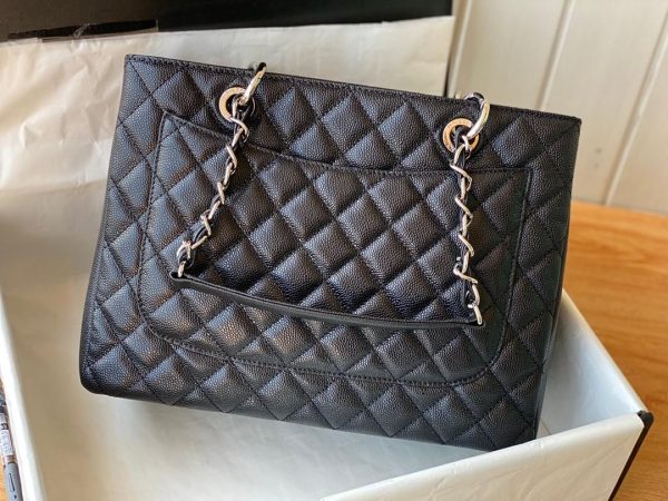 Chanel Grand Shopping LEATHER Handbag - Image 4