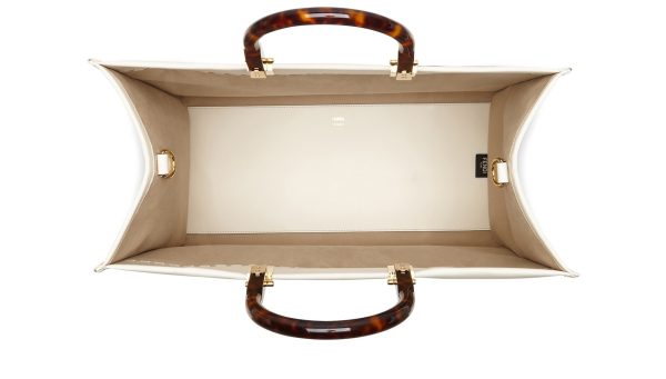 Fendi Sunshine Medium - Image 5