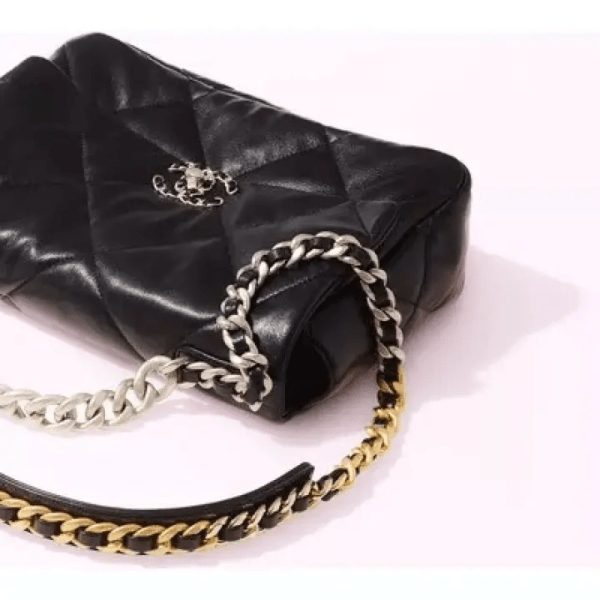 CHANEL 19 LARGE HANDBAG - Image 3