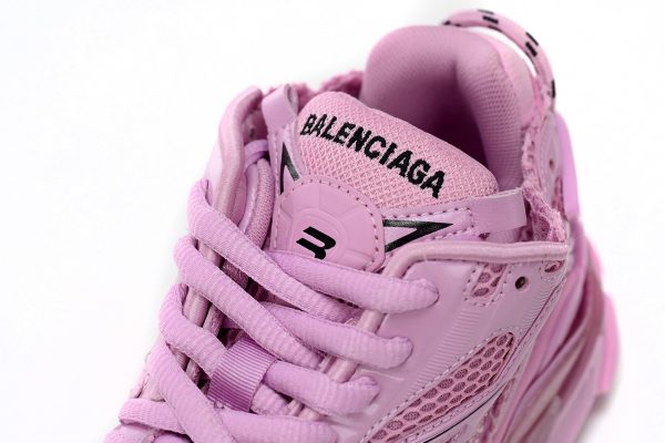 # Shoes Balenciaga Runner Pink 677402W3RB15000 - Image 5