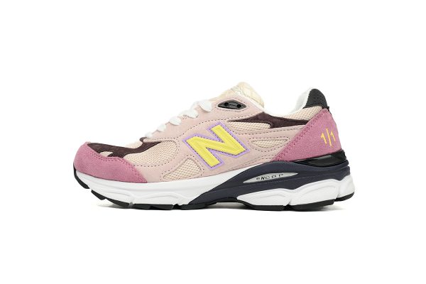 # Shoes New Balance 990 Pink Purple M990GV3